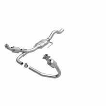 Load image into Gallery viewer, MagnaFlow Exhaust Products 458012 California CARB Direct-Fit Catalytic Converter for Select Dodge Dakota