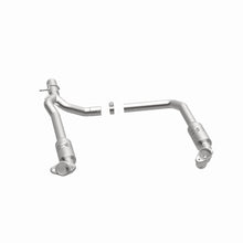 Load image into Gallery viewer, MagnaFlow Exhaust Products 52294 OEM Grade Direct-Fit Catalytic Converter for Select Ford E-150, Ford E-250, Ford E-350 Super Duty, Ford E-450 Super Duty