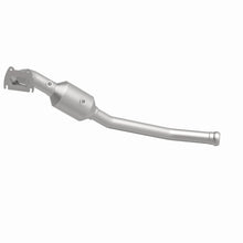 Load image into Gallery viewer, MagnaFlow Exhaust Products 21-251 OEM Grade Direct-Fit Catalytic Converter for Select Dodge Durango, Jeep Grand Cherokee
