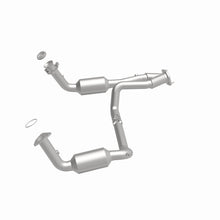 Load image into Gallery viewer, MagnaFlow Exhaust Products 4651097 California CARB Direct-Fit Catalytic Converter for Select Cadillac Escalade, Chevrolet Avalanche 1500, Chevrolet Silverado 1500, Chevrolet Suburban 1500, Chevrolet Tahoe, GMC Sierra 1500, GMC Yukon, GMC Yukon XL