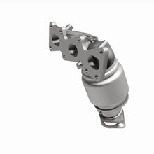 Load image into Gallery viewer, MagnaFlow Exhaust Products 5531855 California CARB Manifold Catalytic Converter for Select Hyundai Azera, Hyundai Sonata
