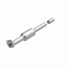 Load image into Gallery viewer, MagnaFlow Exhaust Products 5671034 California CARB Direct-Fit Catalytic Converter for Select Mitsubishi Galant