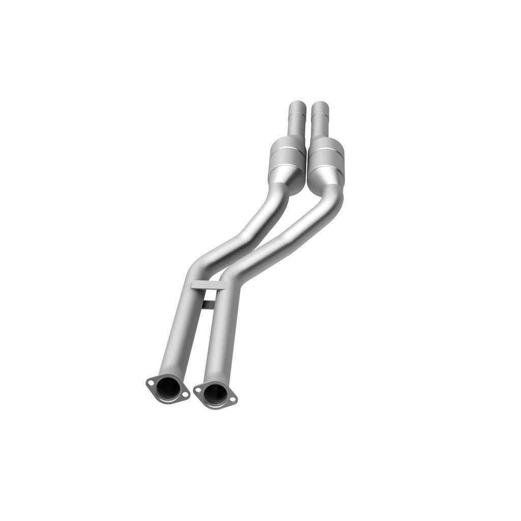 MagnaFlow Exhaust Products 49760 OEM Grade Direct-Fit Catalytic Converter for Select BMW 325Ci, BMW 325i