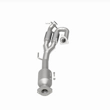 Load image into Gallery viewer, MagnaFlow Exhaust Products 6571234 California CARB Direct-Fit Catalytic Converter for Select Nissan Maxima