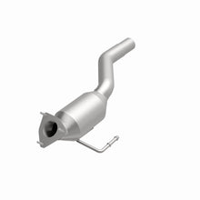 Load image into Gallery viewer, MagnaFlow Exhaust Products 24185 HM Grade Direct-Fit Catalytic Converter for Select Volkswagen Touareg