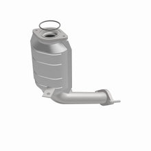 Load image into Gallery viewer, MagnaFlow Exhaust Products 25209 HM Grade Direct-Fit Catalytic Converter for Select Ford Five Hundred, Ford Freestyle, Mercury Montego