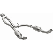 Load image into Gallery viewer, MagnaFlow Exhaust Products 280248 OEM Grade Direct-Fit Catalytic Converter for Select Ford Transit-150, Ford Transit-250, Ford Transit-350, Ford Transit-350 HD