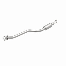 Load image into Gallery viewer, MagnaFlow Exhaust Products 5571375 California CARB Direct-Fit Catalytic Converter for Select BMW 528i, BMW 528i xDrive, BMW 528xi
