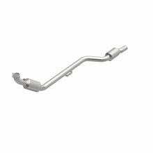 Load image into Gallery viewer, MagnaFlow Exhaust Products 5411806 California CARB Direct-Fit Catalytic Converter for Select Mercedes-Benz CLK320