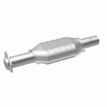 Load image into Gallery viewer, MagnaFlow Exhaust Products 3391456 California CARB Direct-Fit Catalytic Converter for Select Chevrolet El Camino, GMC Caballero