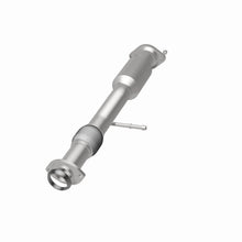 Load image into Gallery viewer, MagnaFlow Exhaust Products 280096 OEM Grade Direct-Fit Catalytic Converter for Select Toyota Highlander