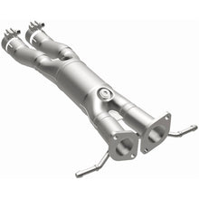 Load image into Gallery viewer, MagnaFlow Exhaust Products 21-020 OEM Grade Direct-Fit Catalytic Converter for Select Ford Flex, Ford Taurus, Lincoln MKS, Lincoln MKT