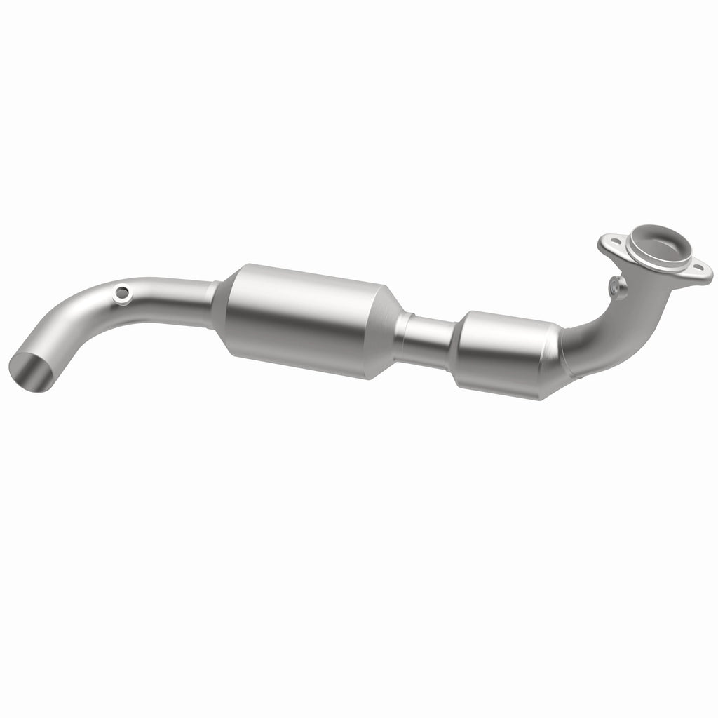 MagnaFlow Exhaust Products 280007 OEM Grade Direct-Fit Catalytic Converter for Select Ford F-150, Ford F-150 Heritage