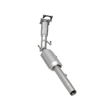 Load image into Gallery viewer, MagnaFlow Exhaust Products 24333 HM Grade Direct-Fit Catalytic Converter for Select Volkswagen Beetle