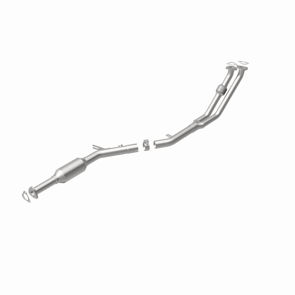 MagnaFlow Exhaust Products 23553 Standard Grade Direct-Fit Catalytic Converter for Select BMW 325, BMW 325e