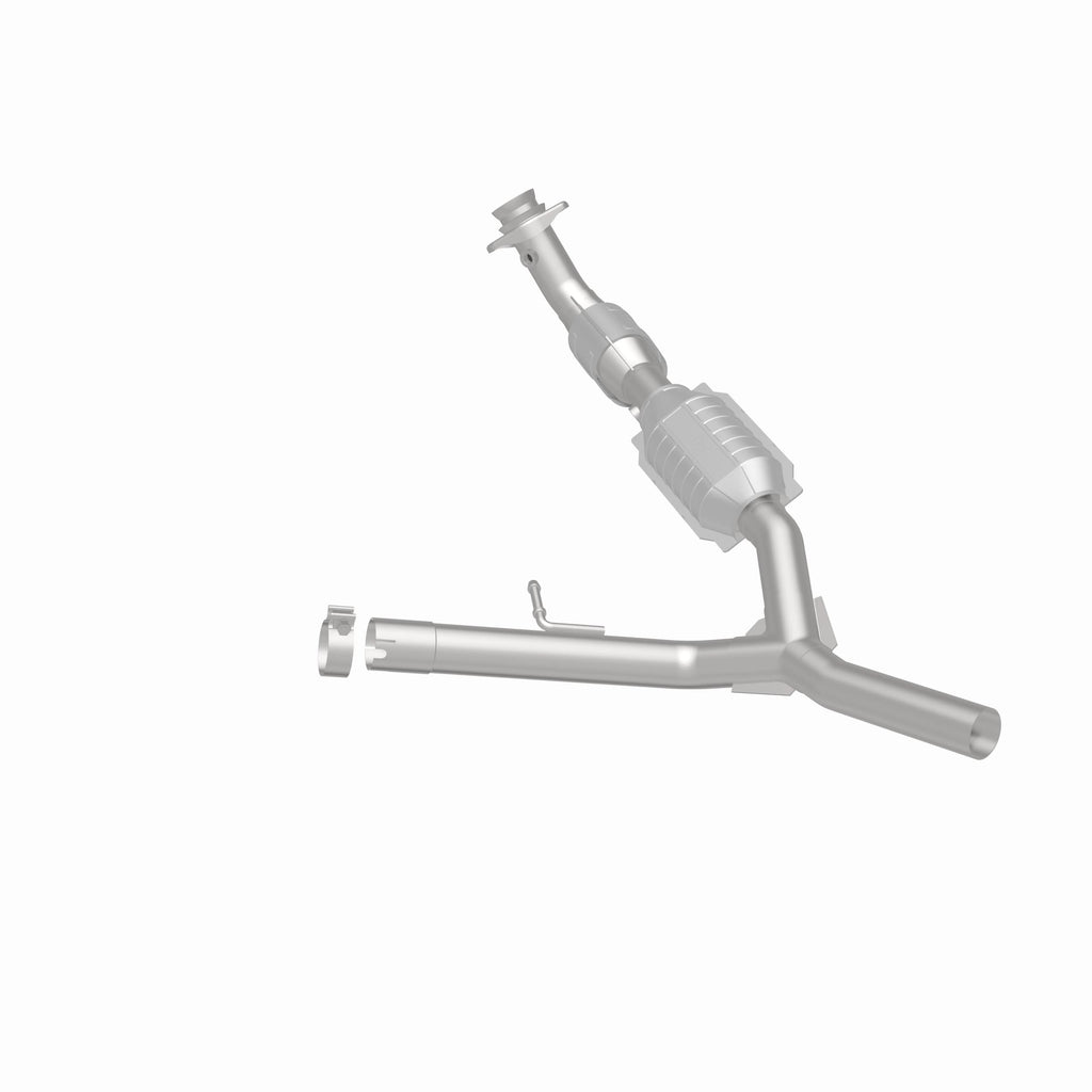 MagnaFlow Exhaust Products 49706 OEM Grade Direct-Fit Catalytic Converter for Select Ford F-150, Lincoln Mark LT