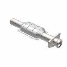 Load image into Gallery viewer, MagnaFlow Exhaust Products 93485 Standard Grade Direct-Fit Catalytic Converter for Select Chevrolet S10 Blazer, GMC Jimmy, Oldsmobile Bravada