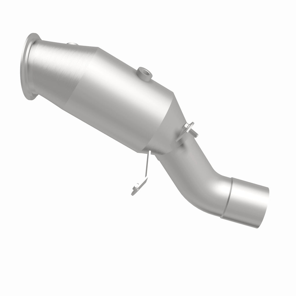 MagnaFlow Exhaust Products 52258 OEM Grade Direct-Fit Catalytic Converter for Select BMW 535i, BMW 535i GT, BMW 535i GT xDrive, BMW 535i xDrive, BMW 640i, BMW 640i Gran Coupe, BMW 640i xDrive, BMW 640i xDrive Gran Coupe, BMW X5, BMW X6