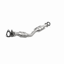 Load image into Gallery viewer, MagnaFlow Exhaust Products 51722 OEM Grade Direct-Fit Catalytic Converter for Select Saturn Vue