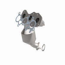 Load image into Gallery viewer, MagnaFlow Exhaust Products 51832 OEM Grade Manifold Catalytic Converter for Select Lexus RX350, Toyota Highlander, Toyota Sienna