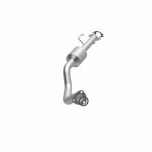 Load image into Gallery viewer, MagnaFlow Exhaust Products 4551633 California CARB Direct-Fit Catalytic Converter for Select Isuzu Rodeo