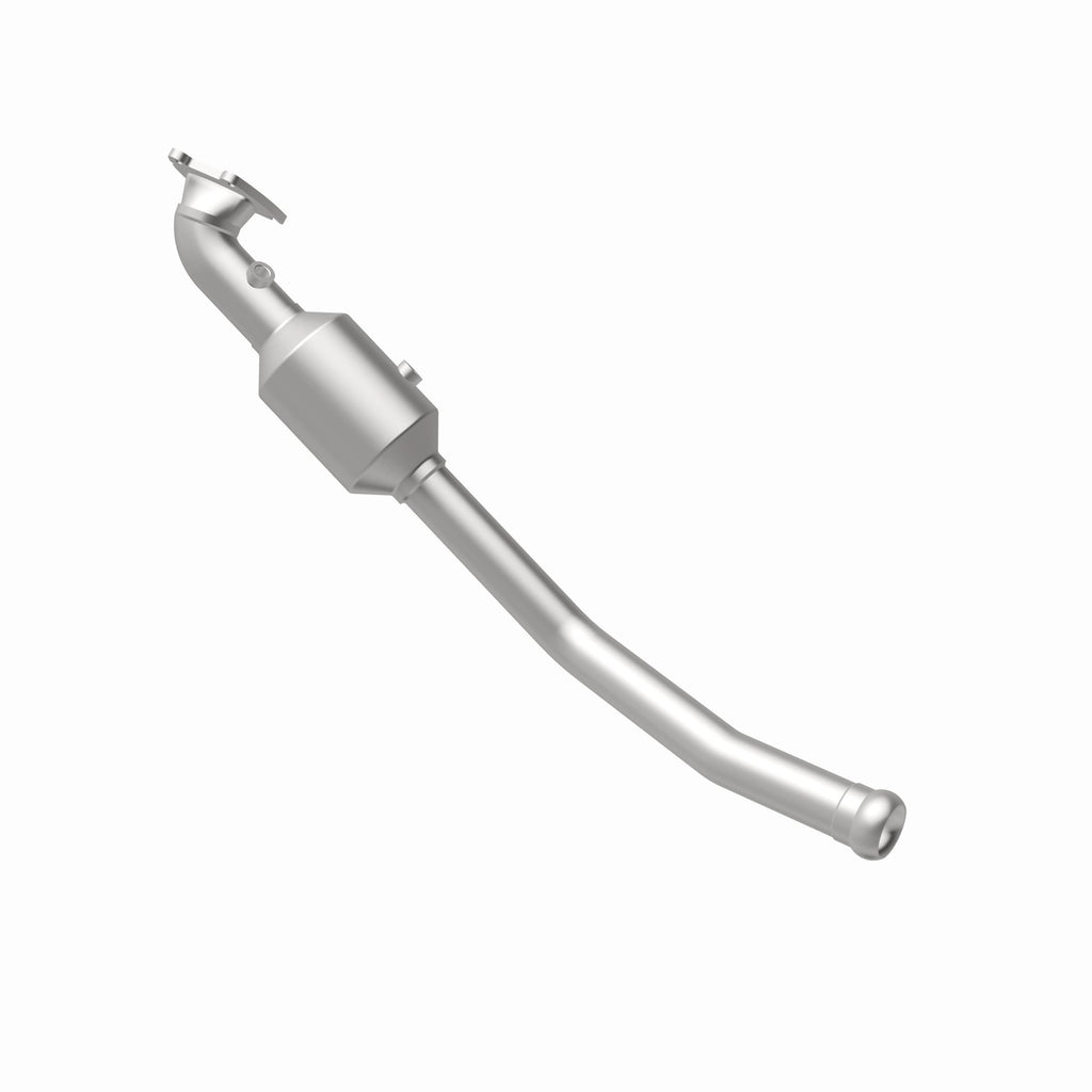 MagnaFlow Exhaust Products 21-250 OEM Grade Direct-Fit Catalytic Converter for Select Dodge Durango, Jeep Grand Cherokee