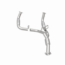 Load image into Gallery viewer, MagnaFlow Exhaust Products 51812 OEM Grade Direct-Fit Catalytic Converter for Select Chevrolet Silverado HD, Chevrolet Silverado HD, GMC Sierra HD, GMC Sierra HD