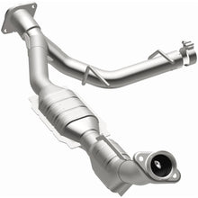 Load image into Gallery viewer, MagnaFlow Exhaust Products 24414 HM Grade Direct-Fit Catalytic Converter for Select Ford Expedition