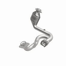 Load image into Gallery viewer, MagnaFlow Exhaust Products 452925 California CARB Direct-Fit Catalytic Converter for Select Ford Taurus, Mercury Sable