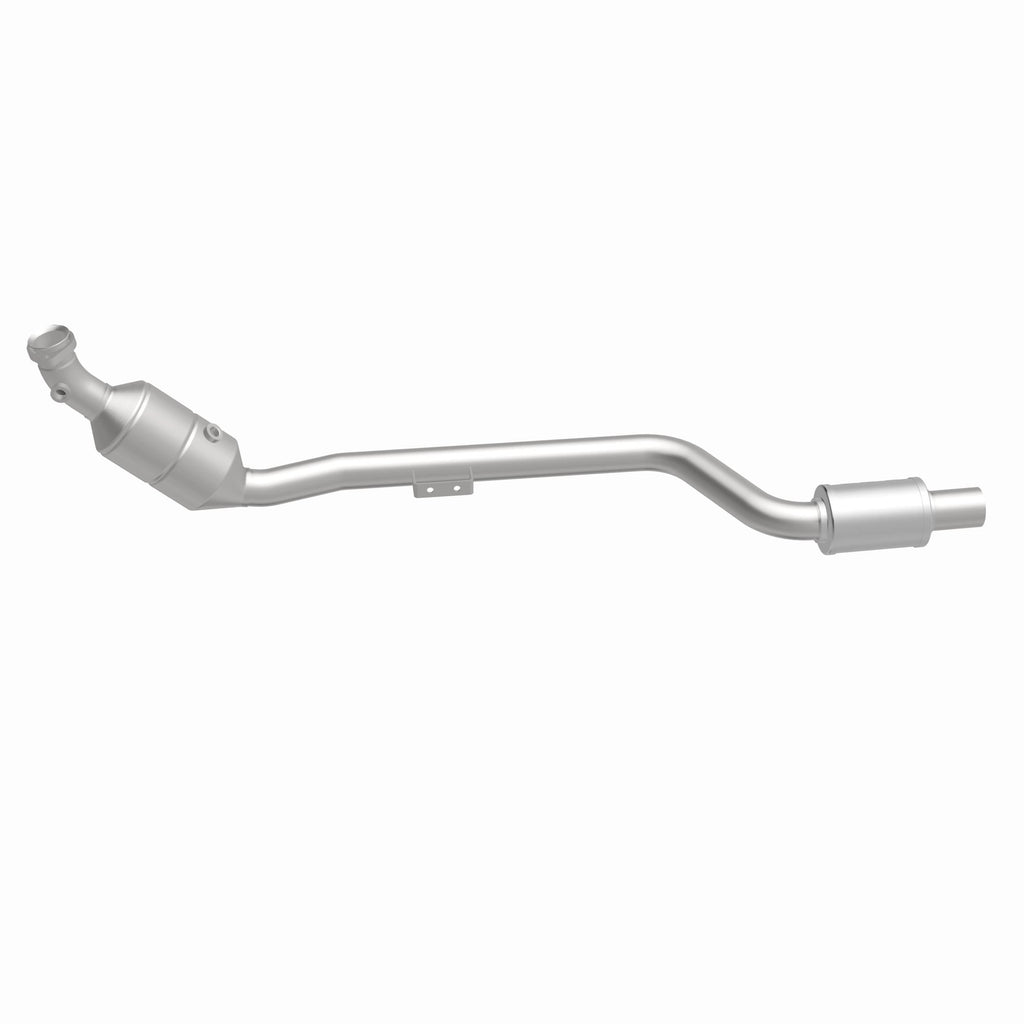 MagnaFlow Exhaust Products 5561265 California CARB Direct-Fit Catalytic Converter for Select Mercedes-Benz C230, Mercedes-Benz C280, Mercedes-Benz C350, Mercedes-Benz CLK350, Mercedes-Benz CLK550