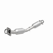Load image into Gallery viewer, MagnaFlow Exhaust Products 51833 OEM Grade Direct-Fit Catalytic Converter for Select Nissan Versa