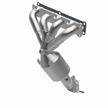 Load image into Gallery viewer, MagnaFlow Exhaust Products 22-158 OEM Grade Manifold Catalytic Converter for Select Chrysler 200, Dodge Dart, Fiat 500X, Jeep Cherokee, Jeep Renegade, Ram ProMaster City