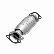 Load image into Gallery viewer, MagnaFlow Exhaust Products 3391767 California CARB Direct-Fit Catalytic Converter for Select Nissan D21, Toyota Van