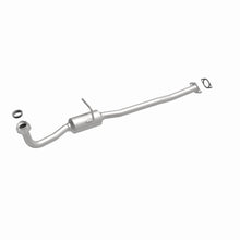 Load image into Gallery viewer, MagnaFlow Exhaust Products 22616 Standard Grade Direct-Fit Catalytic Converter for Select Chevrolet Sprint, Geo Metro, Suzuki Swift