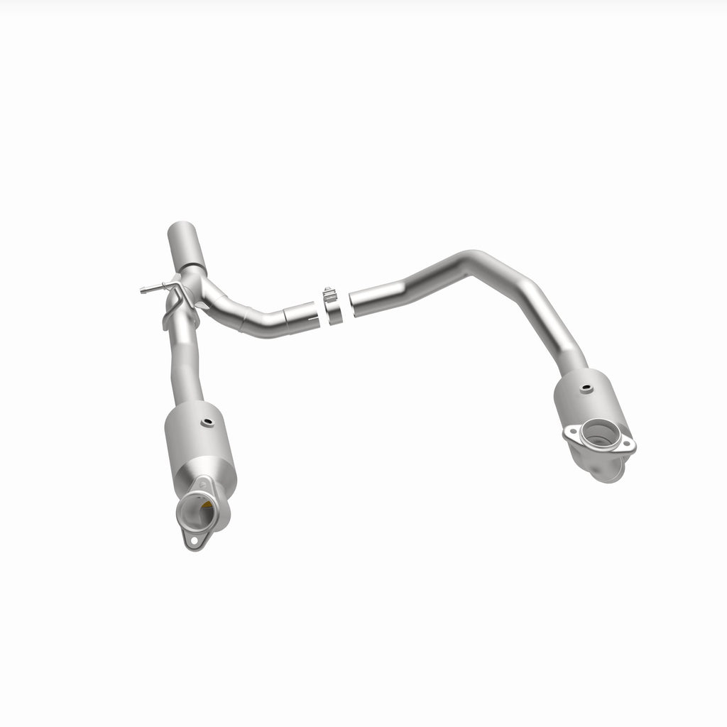 MagnaFlow Exhaust Products 280014 OEM Grade Direct-Fit Catalytic Converter for Select Ford E-350 Super Duty, Ford E-450 Super Duty