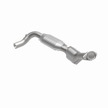 Load image into Gallery viewer, MagnaFlow Exhaust Products 447158 California CARB Direct-Fit Catalytic Converter for Select Ford E-150, Ford E-150 Club Wagon, Ford E-150 Econoline, Ford E-150 Econoline Club Wagon, Ford E-250, Ford E-250 Econoline