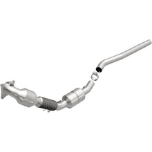 Load image into Gallery viewer, MagnaFlow Exhaust Products 551361 California CARB Direct-Fit Catalytic Converter for Select Volkswagen Passat