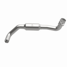 Load image into Gallery viewer, MagnaFlow Exhaust Products 5551694 California CARB Direct-Fit Catalytic Converter for Select Ford F-150, Lincoln Mark LT