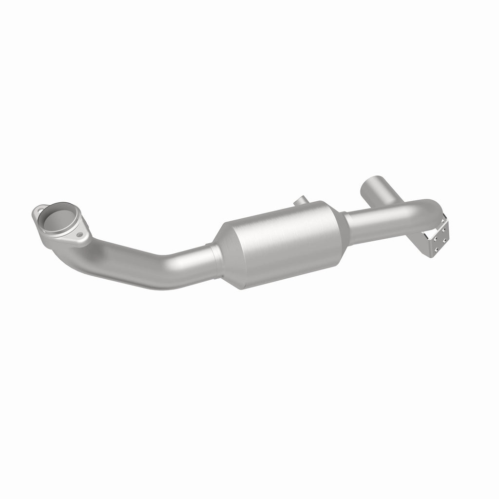 MagnaFlow Exhaust Products 4451166 California CARB Direct-Fit Catalytic Converter for Select Lincoln Navigator