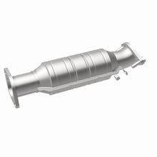 Load image into Gallery viewer, MagnaFlow Exhaust Products 51426 OEM Grade Direct-Fit Catalytic Converter for Select Hyundai Azera, Hyundai Santa Fe, Hyundai Sonata, Hyundai Veracruz, Kia Amanti