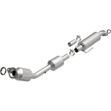 Load image into Gallery viewer, MagnaFlow Exhaust Products 6511112 California CARB Direct-Fit Catalytic Converter for Select Toyota C-HR