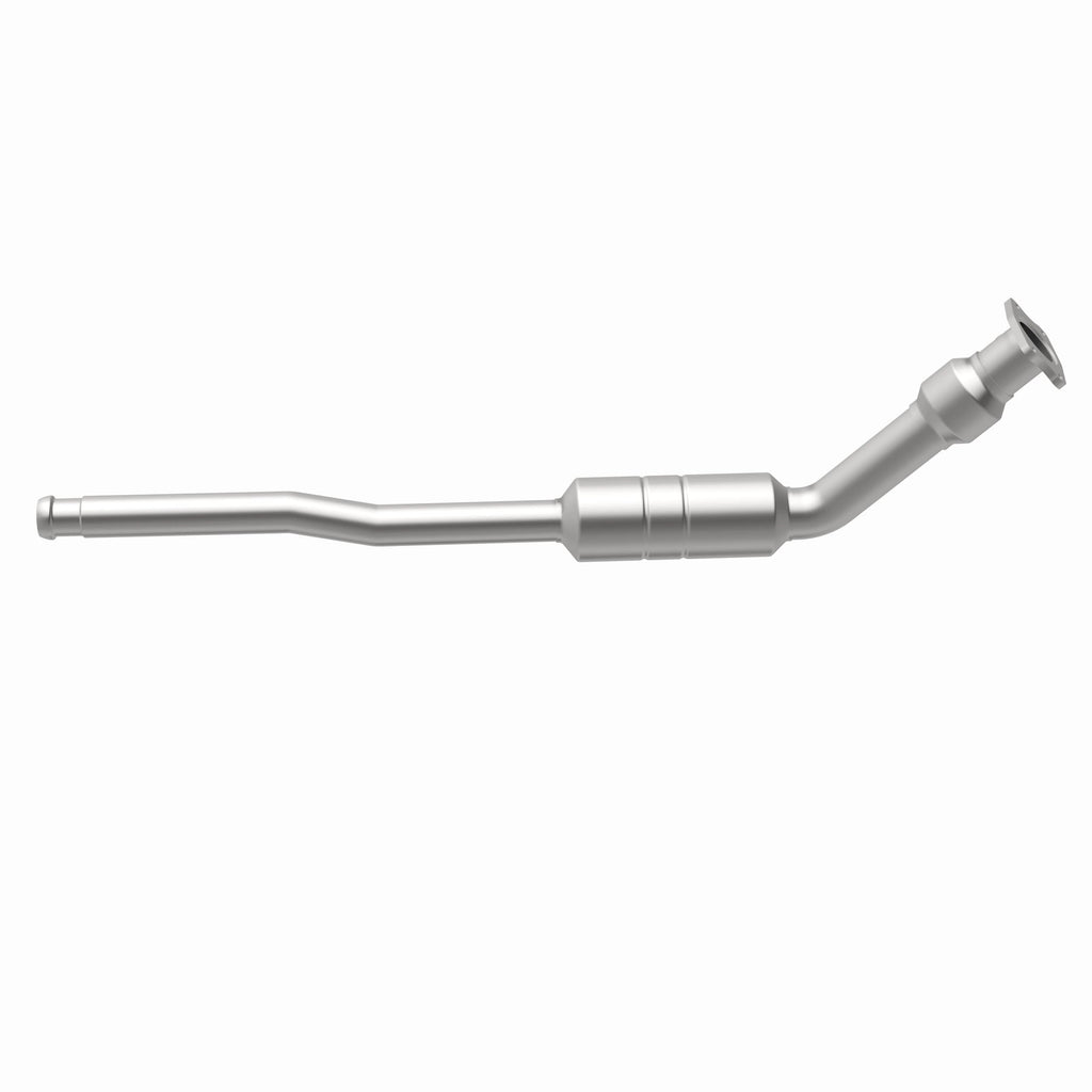 MagnaFlow Exhaust Products 24299 HM Grade Direct-Fit Catalytic Converter for Select Volvo S70, Volvo V70