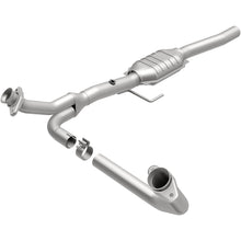 Load image into Gallery viewer, MagnaFlow Exhaust Products 4451215 California CARB Direct-Fit Catalytic Converter for Select Dodge Dakota