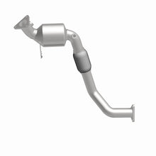 Load image into Gallery viewer, MagnaFlow Exhaust Products 5481947 California CARB Direct-Fit Catalytic Converter for Select Audi Q7, Volkswagen Touareg