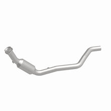 Load image into Gallery viewer, MagnaFlow Exhaust Products 4481467 California CARB Direct-Fit Catalytic Converter for Select Ford Thunderbird, Jaguar S-Type, Lincoln LS