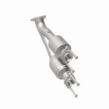 Load image into Gallery viewer, MagnaFlow Exhaust Products 447190 California CARB Direct-Fit Catalytic Converter for Select Jeep Cherokee
