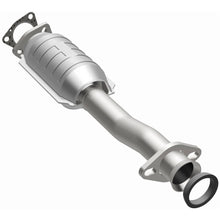 Load image into Gallery viewer, MagnaFlow Exhaust Products 22634 Standard Grade Direct-Fit Catalytic Converter for Select Honda Civic