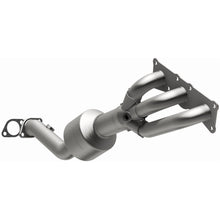 Load image into Gallery viewer, MagnaFlow Exhaust Products 49774 OEM Grade Manifold Catalytic Converter for Select BMW 525i, BMW 525xi, BMW 530i, BMW 530xi