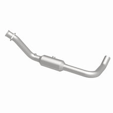 Load image into Gallery viewer, MagnaFlow Exhaust Products 5451651 California CARB Direct-Fit Catalytic Converter for Select Chrysler Aspen, Dodge Durango
