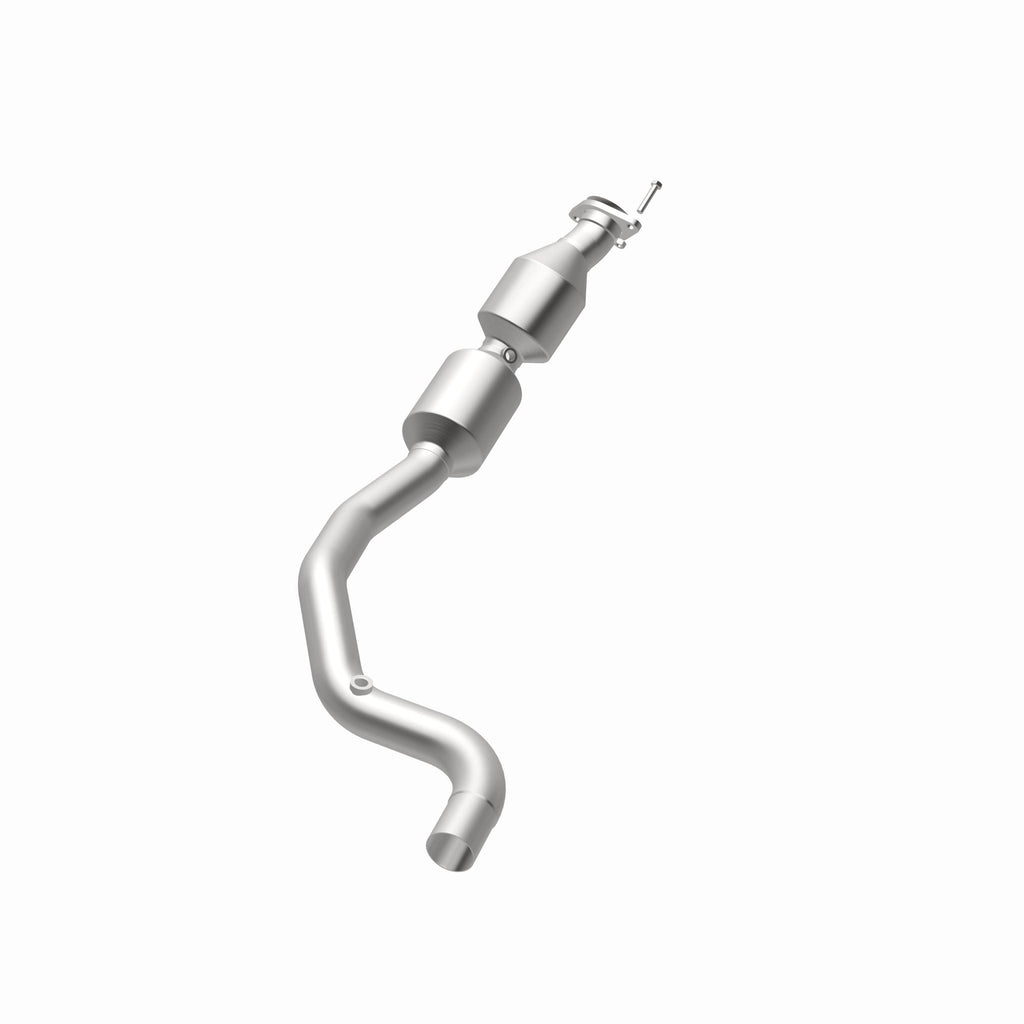 MagnaFlow Exhaust Products 21-535 OEM Grade Direct-Fit Catalytic Converter for Select Land Rover Range Rover, Land Rover Range Rover Sport